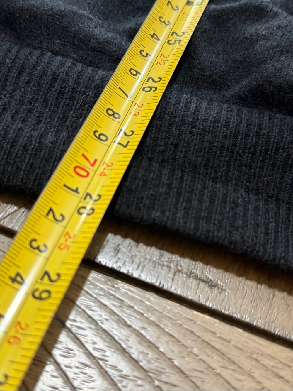 Source Unknown Black V-Neck Pullover Sweater - Picture 2 of 5
